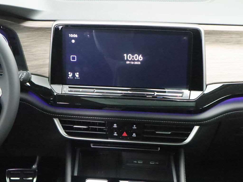 New 2026 Volkswagen Atlas SEL Premium R-Line image 14