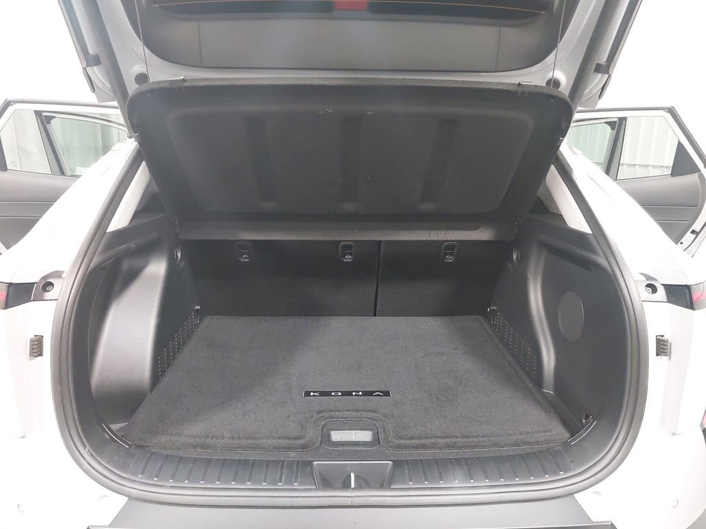 Certified 2025 Hyundai Kona Limited image 12