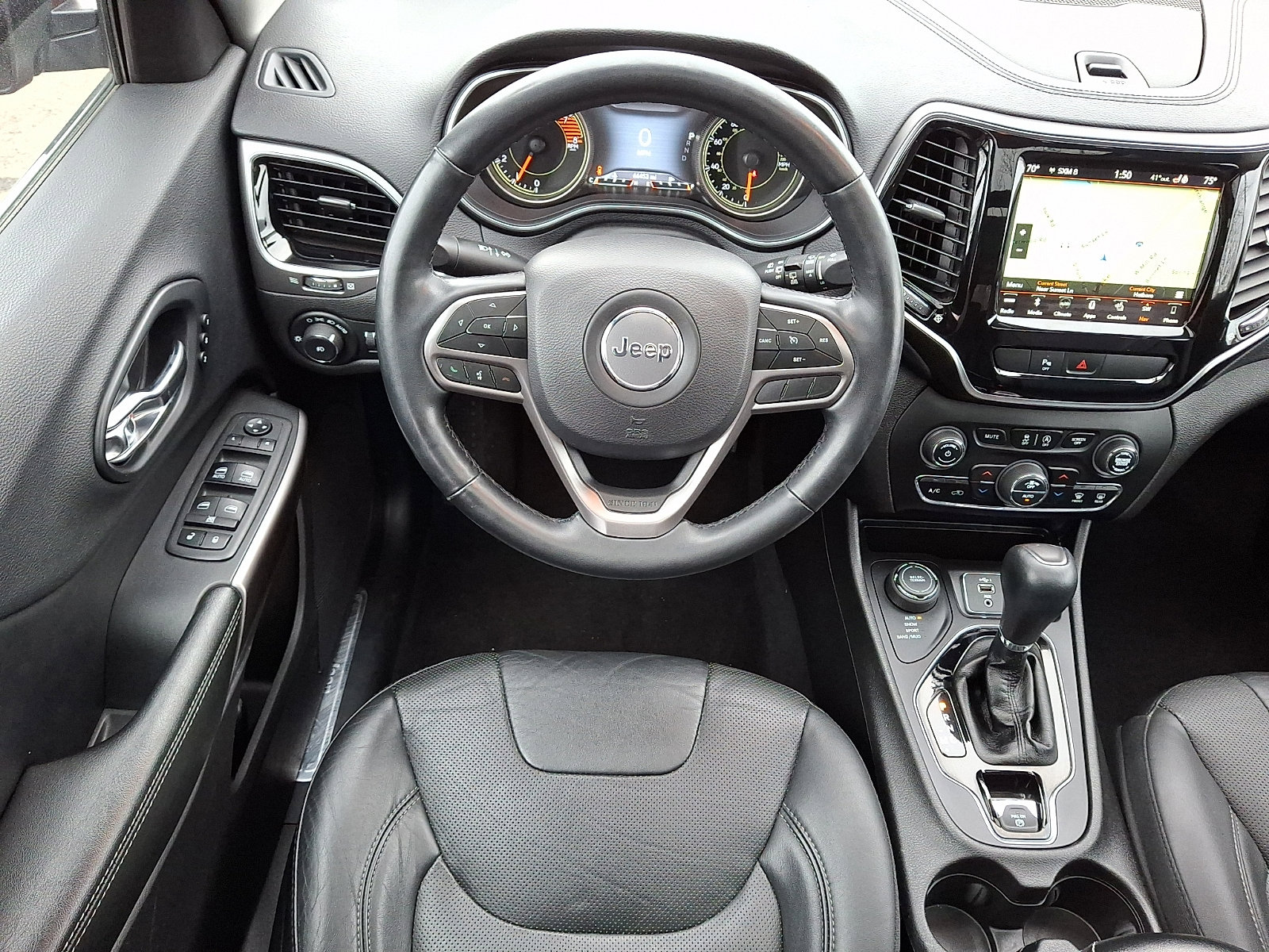 Used 2019 Jeep Cherokee Limited image 4