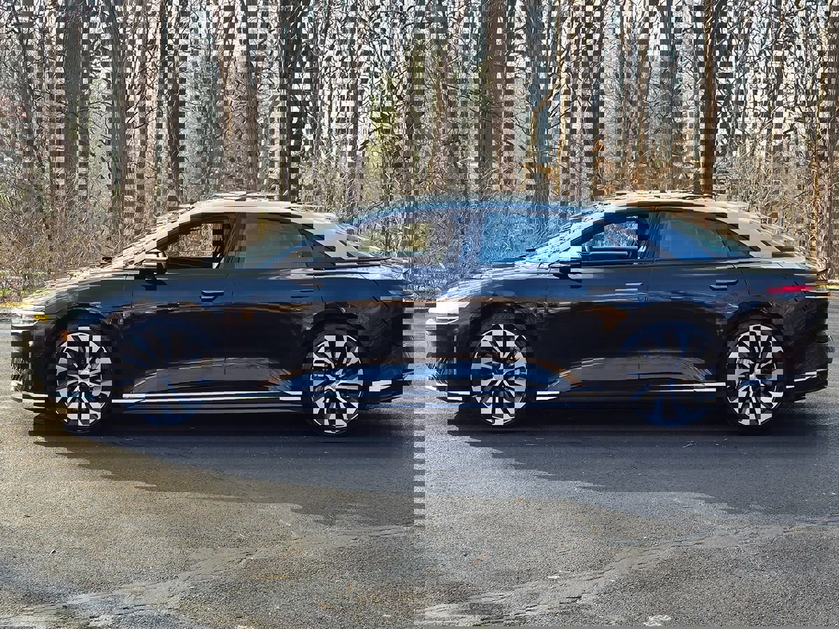 Used 2022 Lucid Air Grand Touring image 3