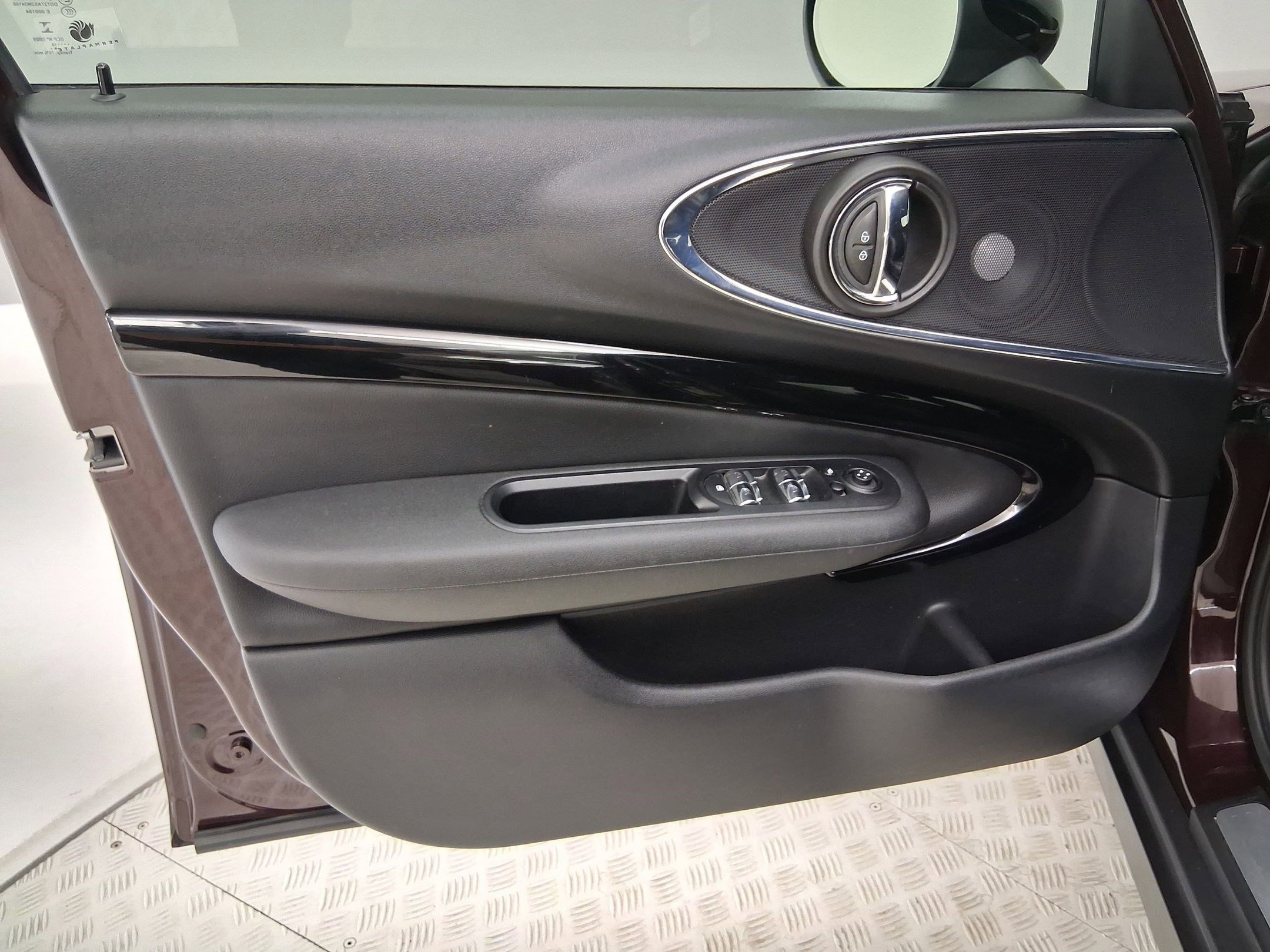 Used 2019 MINI Cooper Clubman S w/ Premium Package FWD image 12