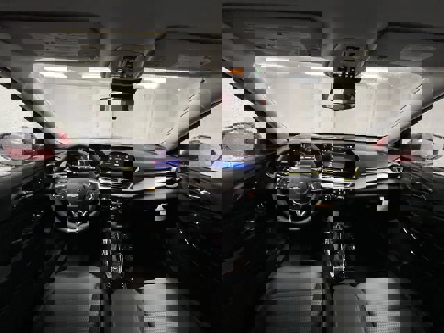 New 2026 Chevrolet Trax LT w/ Sunroof Package image 20