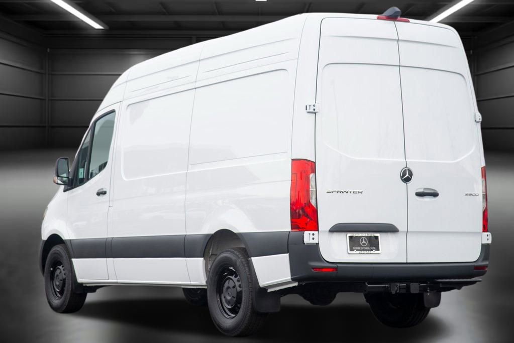 Used 2025 Mercedes-Benz Sprinter 2500 image 10