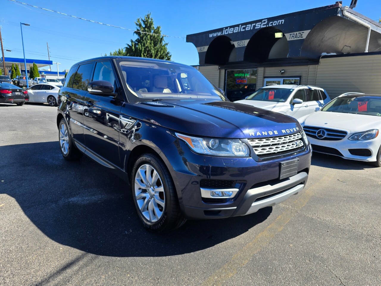 Used 2016 Land Rover Range Rover Sport HSE AWD/4WD image 1