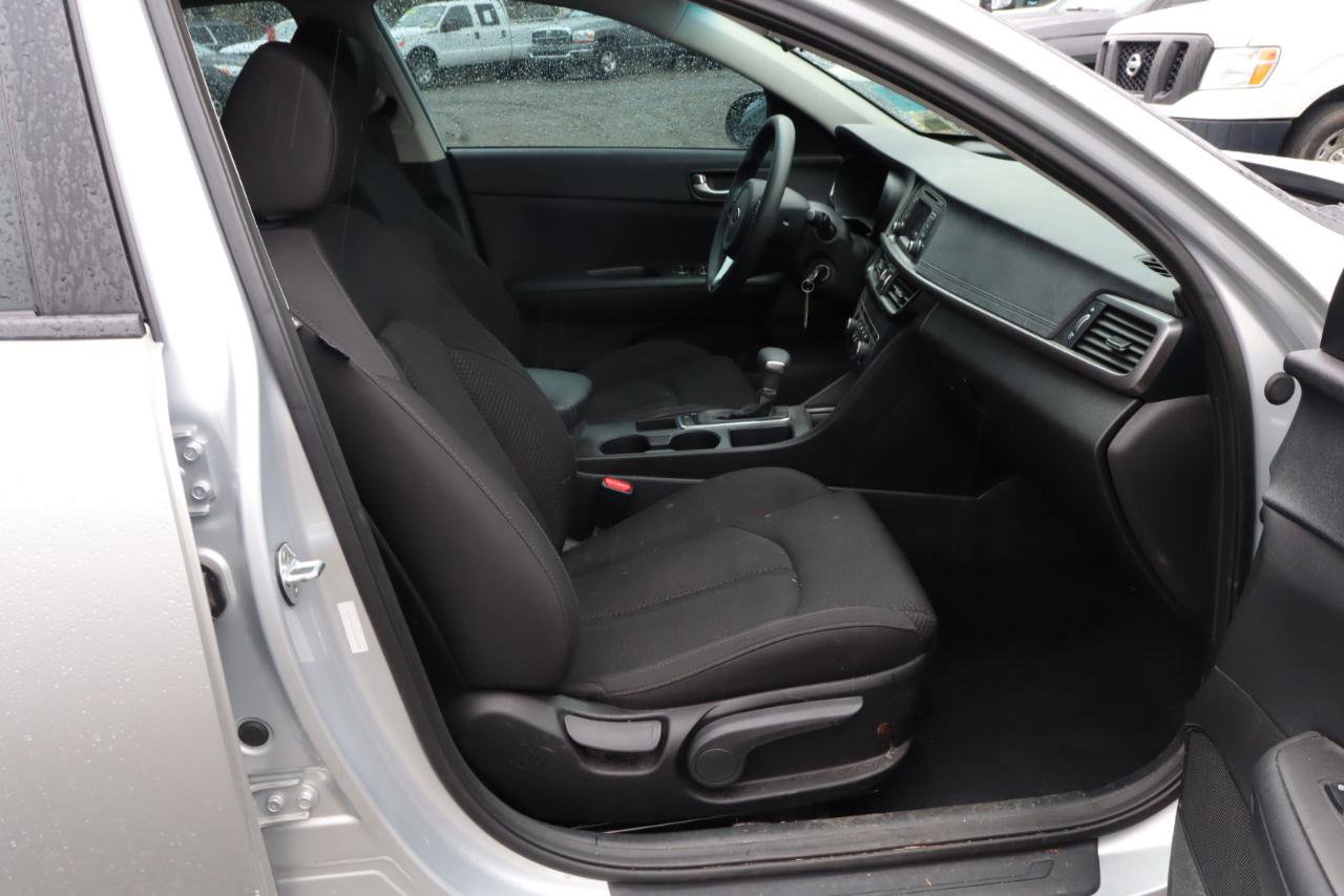 Used 2016 Kia Optima LX image 10