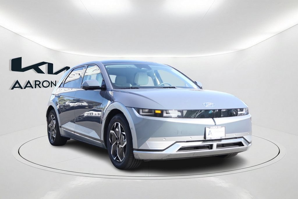 Used 2024 Hyundai Ioniq 5 Limited RWD image 3