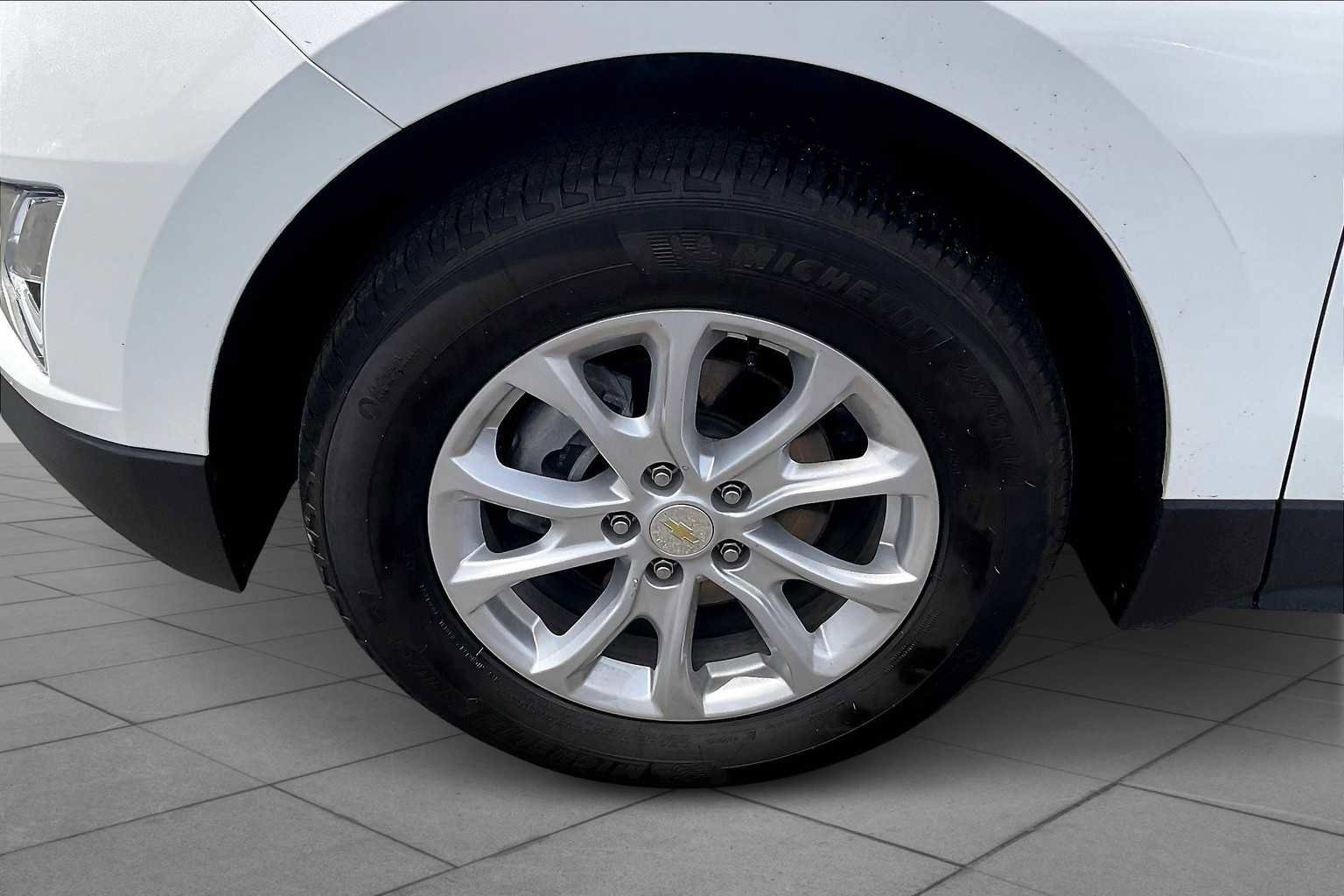 Used 2020 Chevrolet Equinox LT image 9
