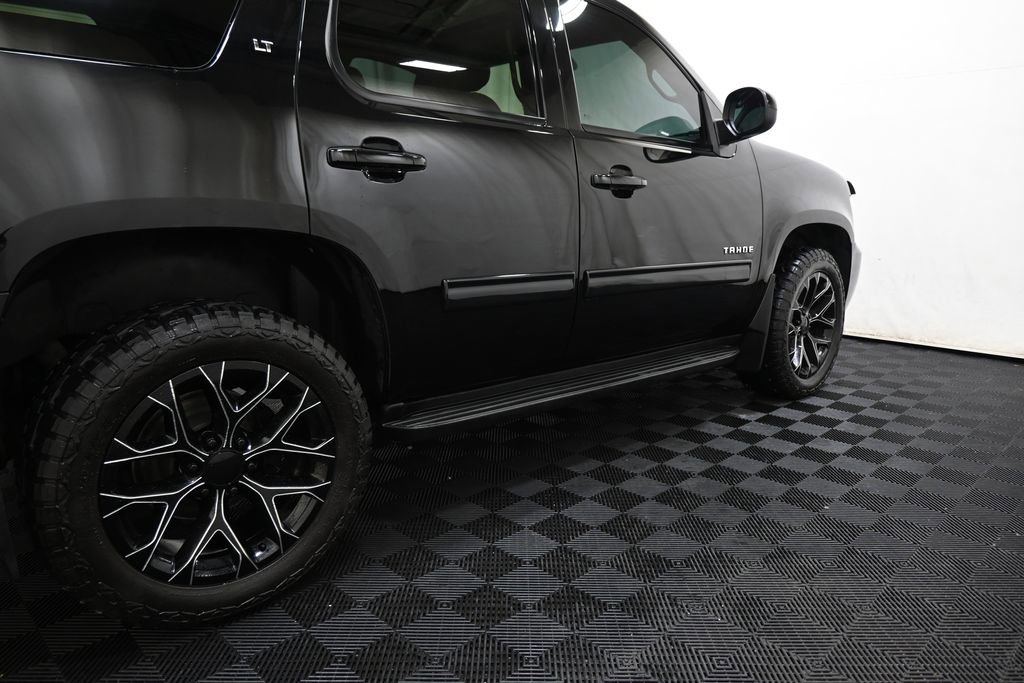 Used 2013 Chevrolet Tahoe LT w/ Luxury Package image 16