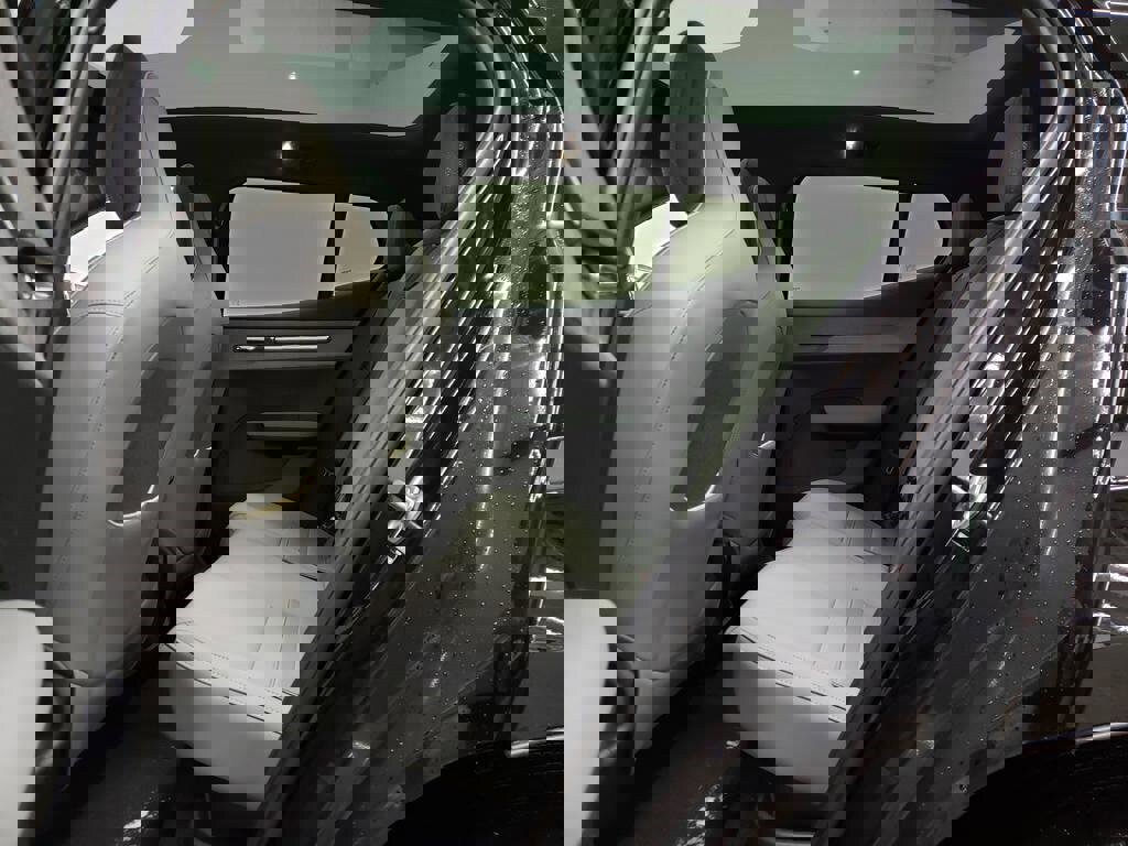 New 2026 Volvo EX30 Plus image 8