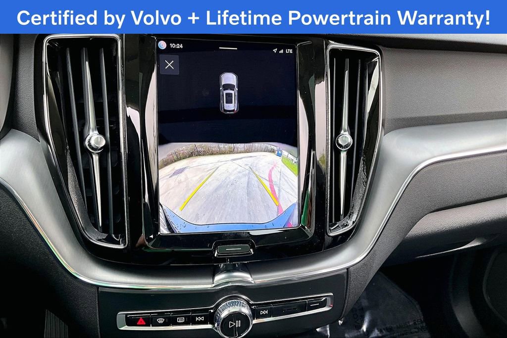 Certified 2025 Volvo XC60 B5 Core image 30