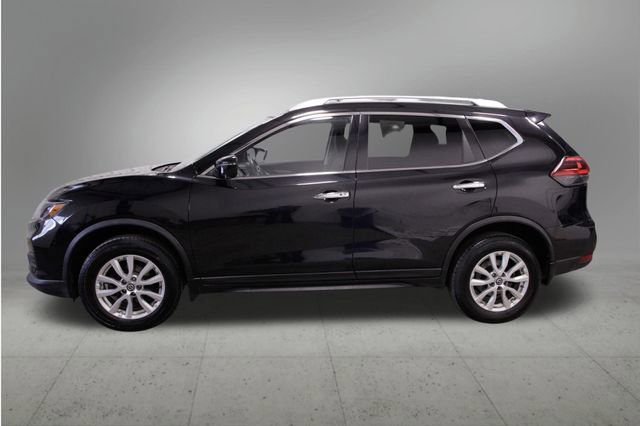Used 2018 Nissan Rogue SV w/ Premium Package image 2