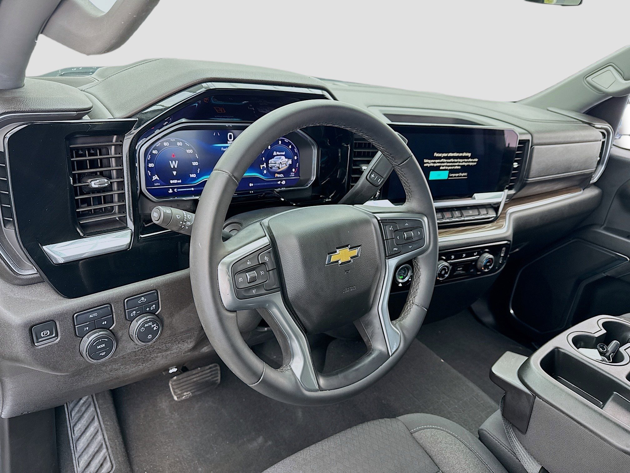 Used 2024 Chevrolet Silverado 1500 LT w/ Protection Package image 7