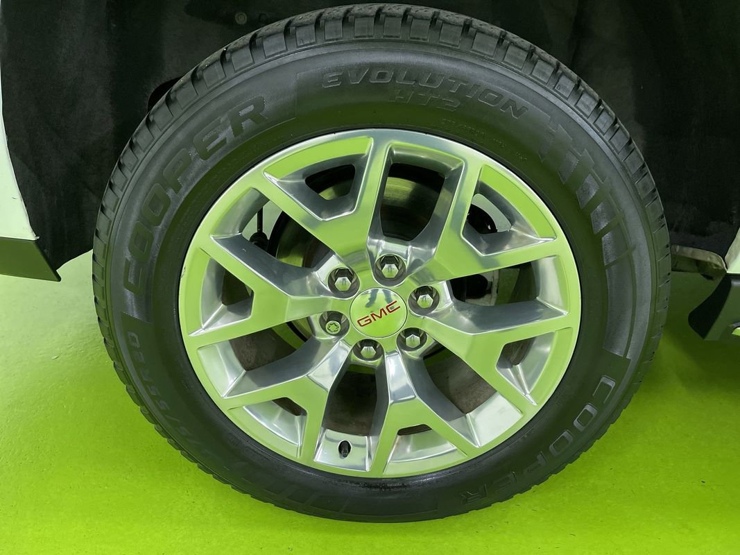 Used 2020 GMC Yukon XL SLT image 9