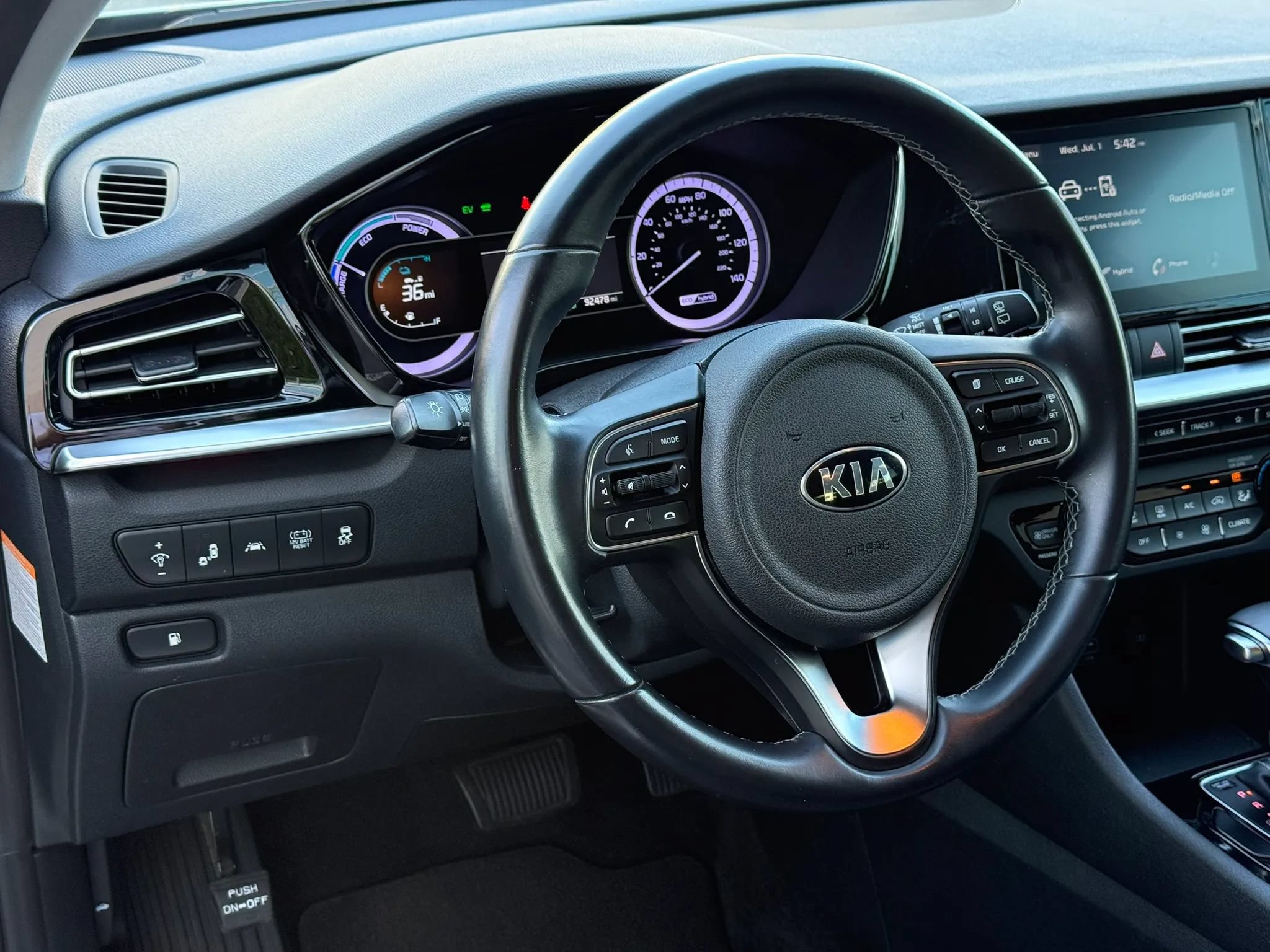 Used 2021 Kia Niro LXS FWD image 22