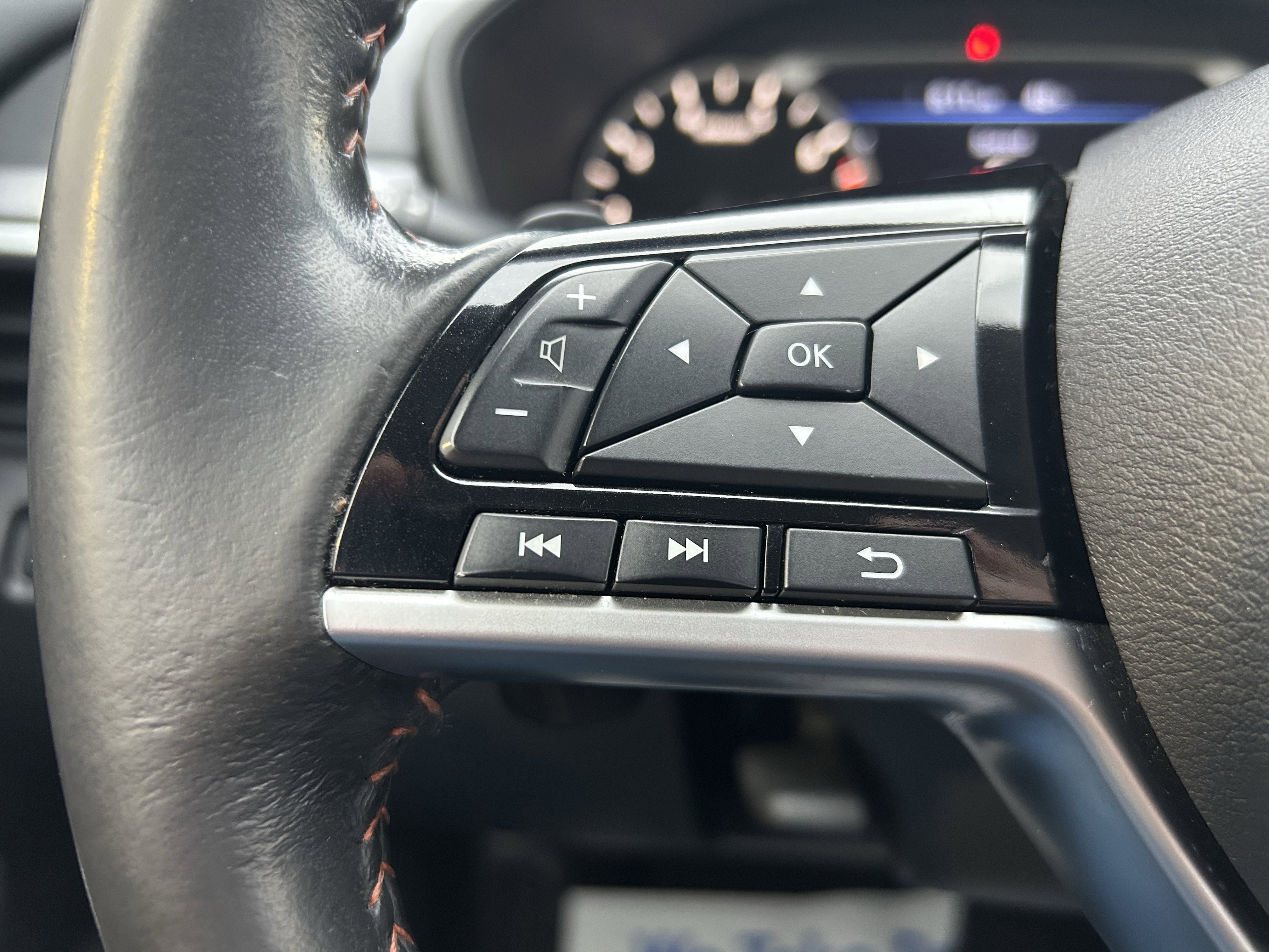 Used 2023 Nissan Altima 2.5 SR image 21