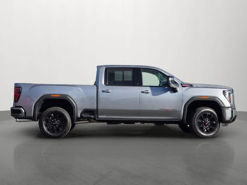 Used 2026 GMC Sierra 2500 AT4 AWD/4WD image 7