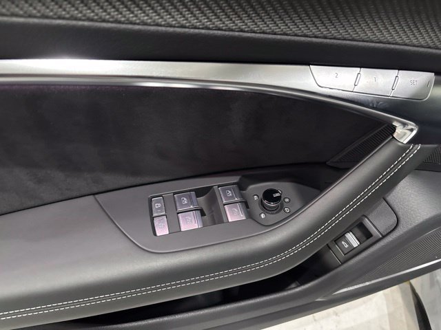 Used 2025 Audi RS 6 performance AWD/4WD image 14