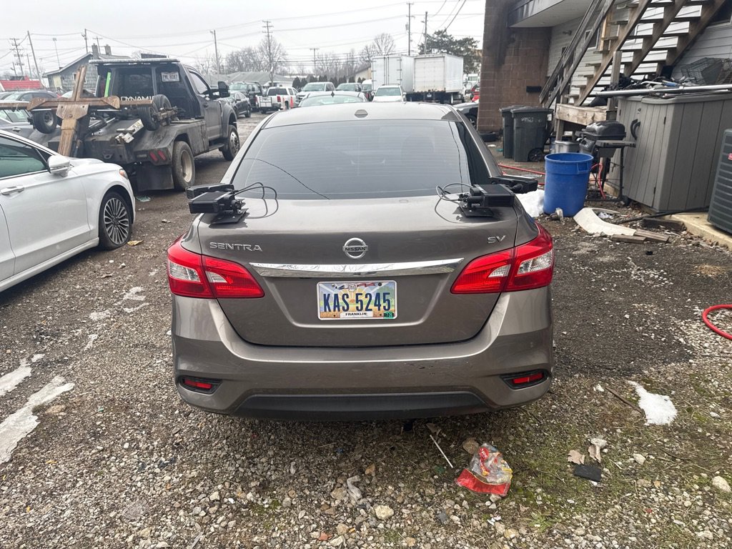 Used 2016 Nissan Sentra SV image 4