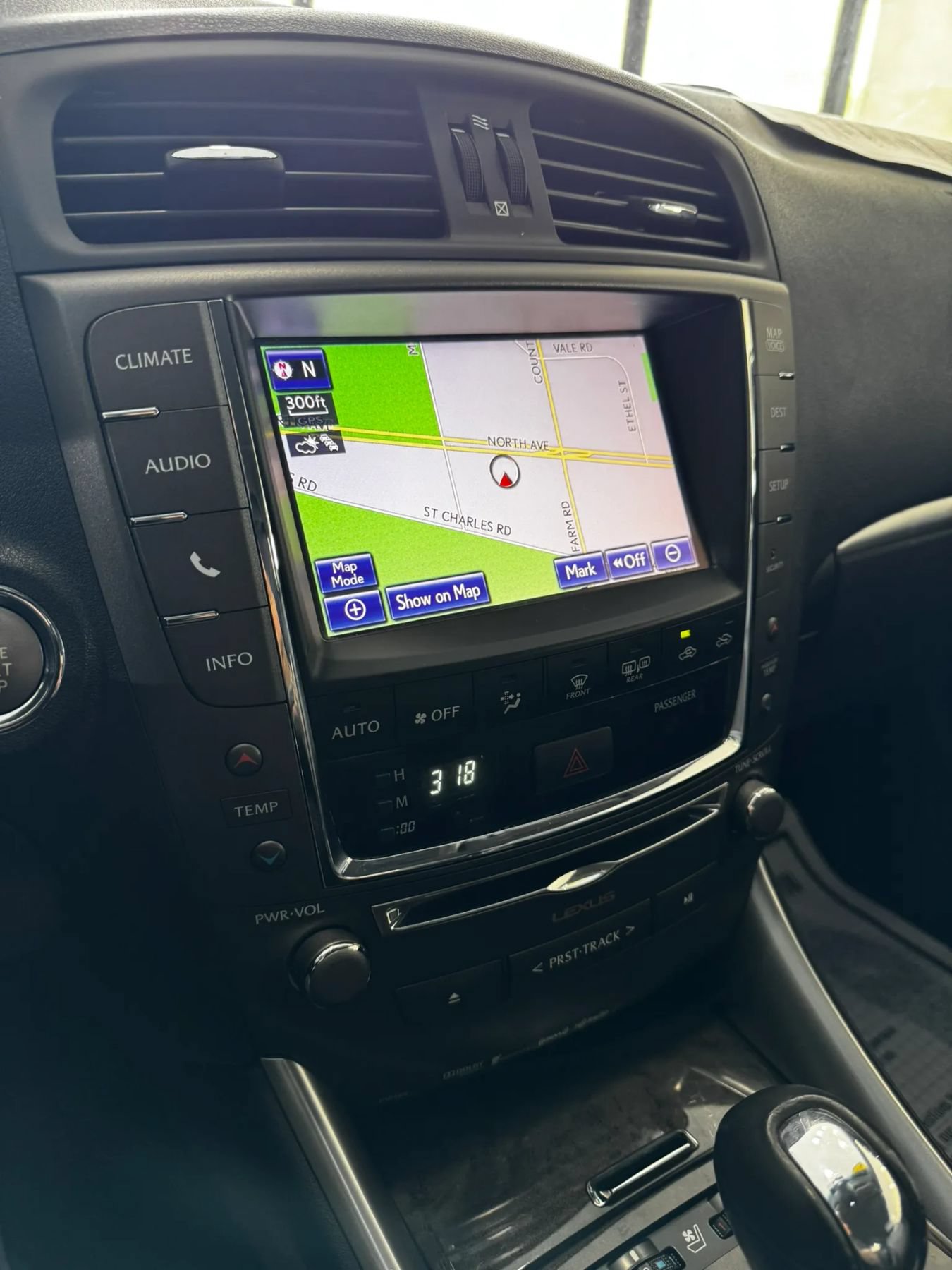 Used 2013 Lexus IS 250C w/ Luxury Pkg RWD image 29