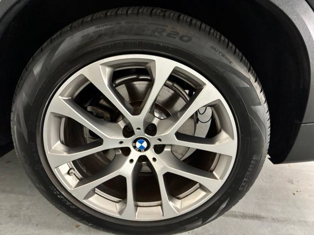 Used 2022 BMW X5 sDrive40i w/ Premium Package RWD image 8