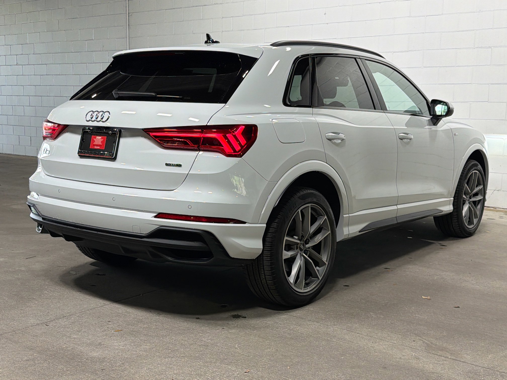 Used 2024 Audi Q3 2.0T Premium Plus image 7