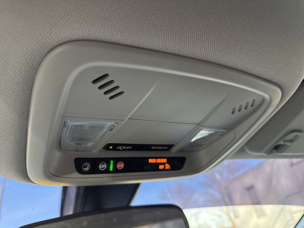 Used 2022 Chevrolet Malibu LT image 25