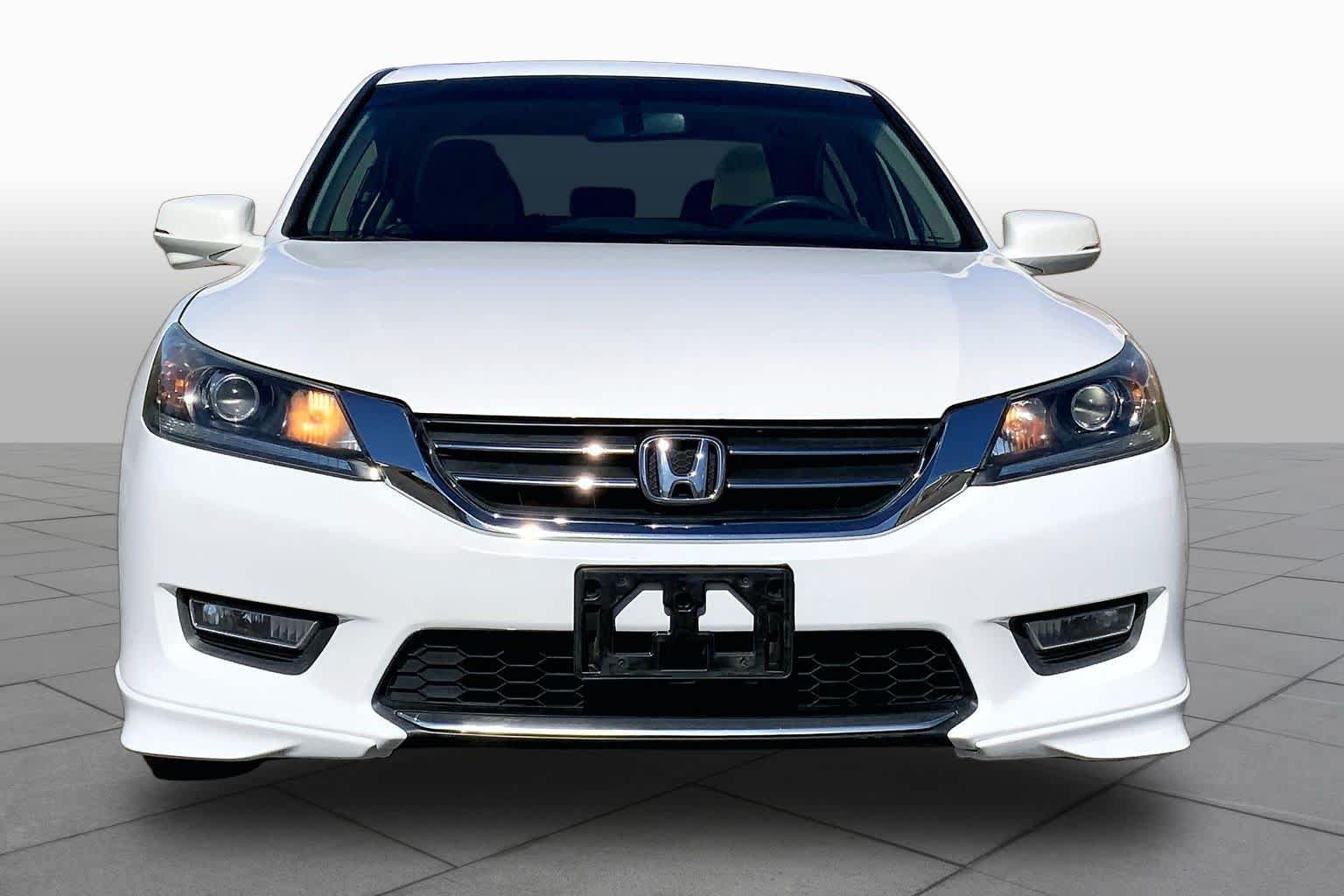 Used 2013 Honda Accord EX image 3