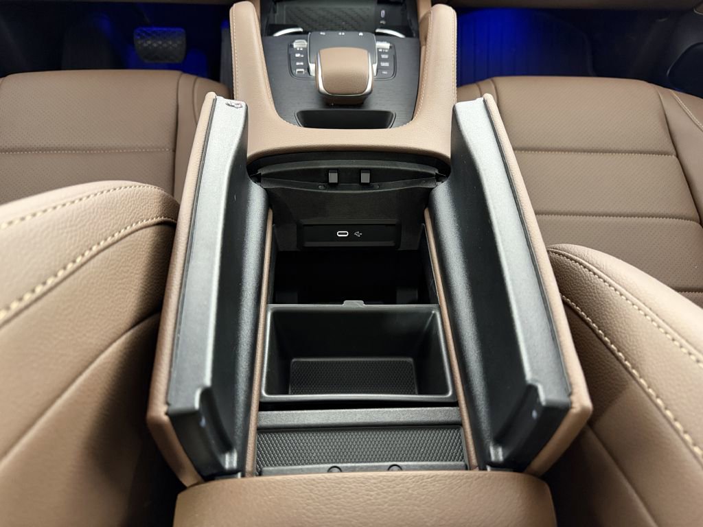 Used 2025 Mercedes-Benz GLE 450e 4MATIC image 31