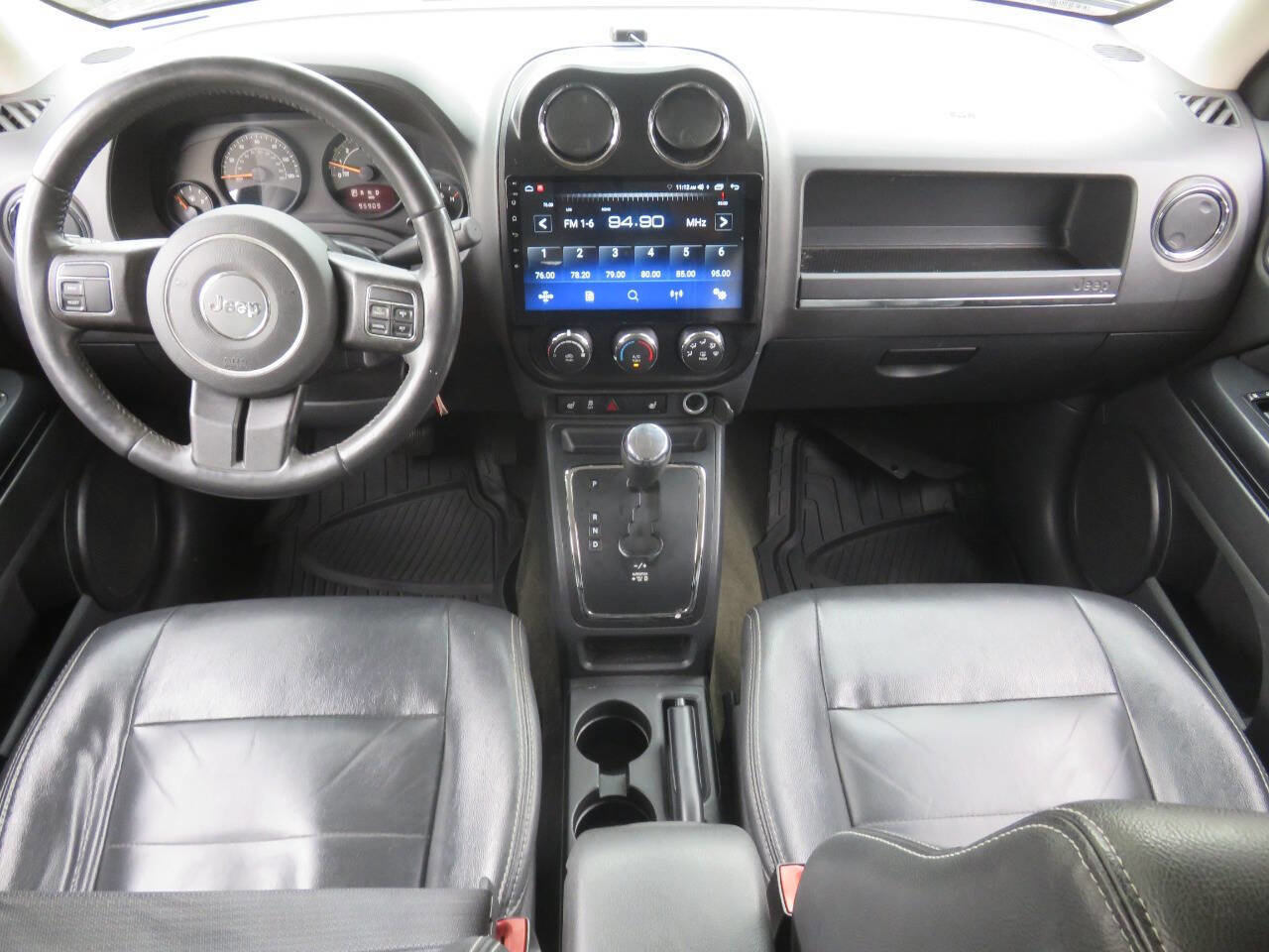 Used 2016 Jeep Patriot High Altitude AWD/4WD image 12