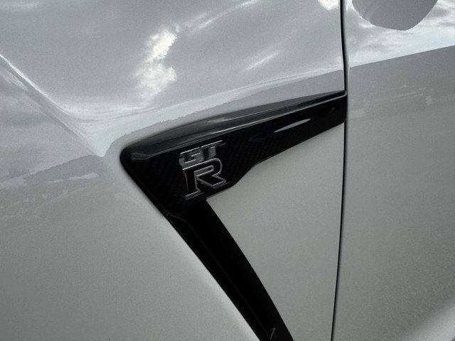 Used 2024 Nissan GT-R w/ Floor Mat Package AWD/4WD image 14