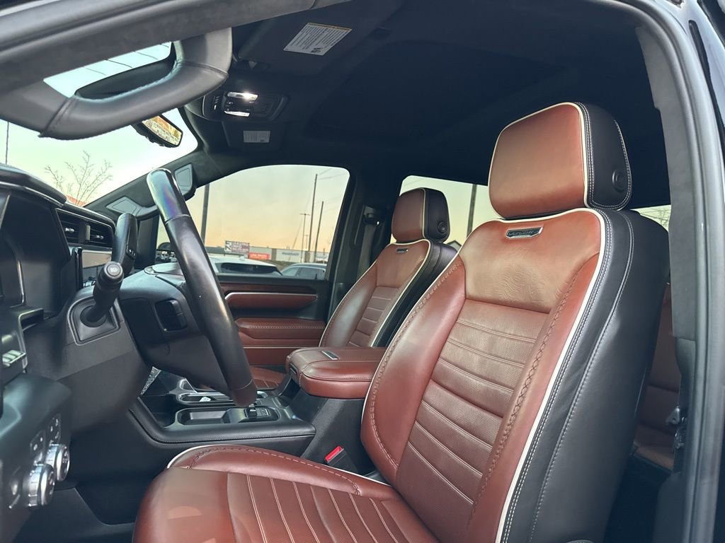 Used 2024 GMC Sierra 2500 Denali Ultimate w/ Max Trailering Package image 19