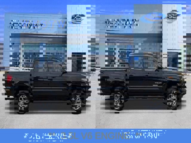 Used 2019 Toyota Tacoma SR5 image 2