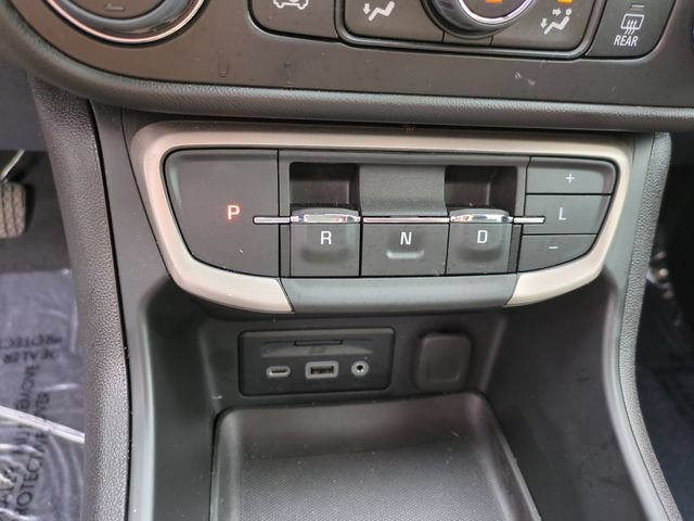 Used 2024 GMC Terrain Denali w/ Denali Premium Package AWD/4WD image 16