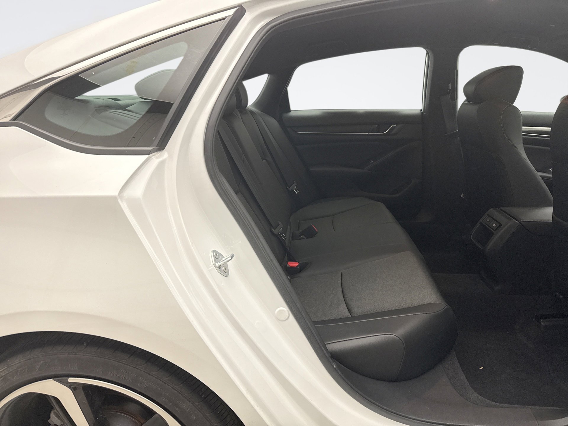 Used 2022 Honda Accord Sport image 17