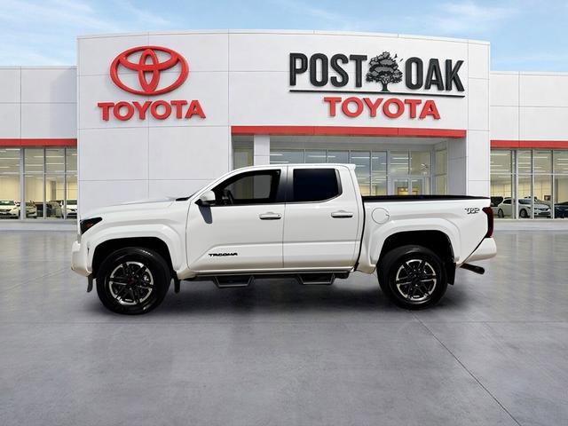 Used 2024 Toyota Tacoma TRD Sport image 4
