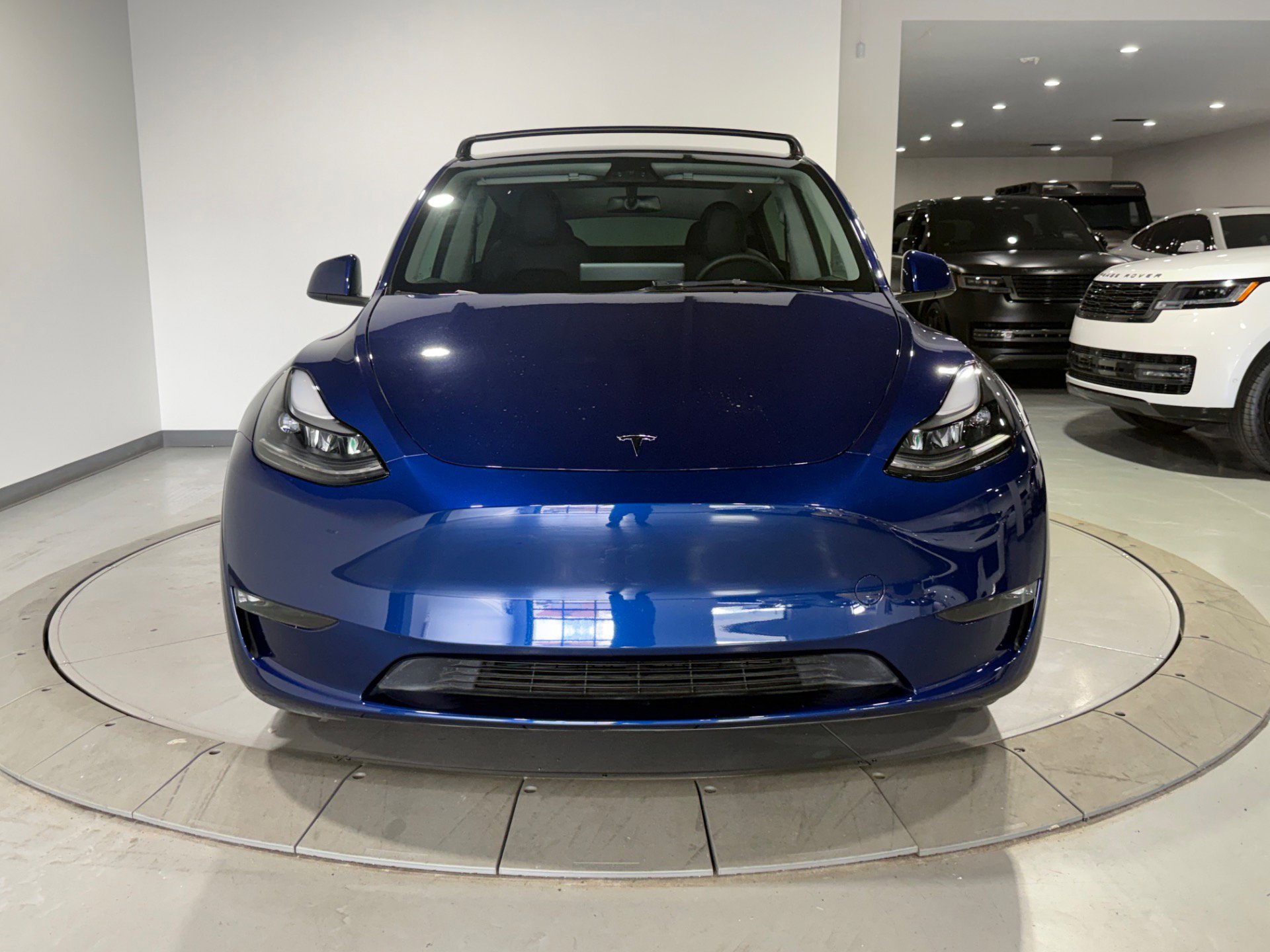 Used 2023 Tesla Model Y Long Range image 10