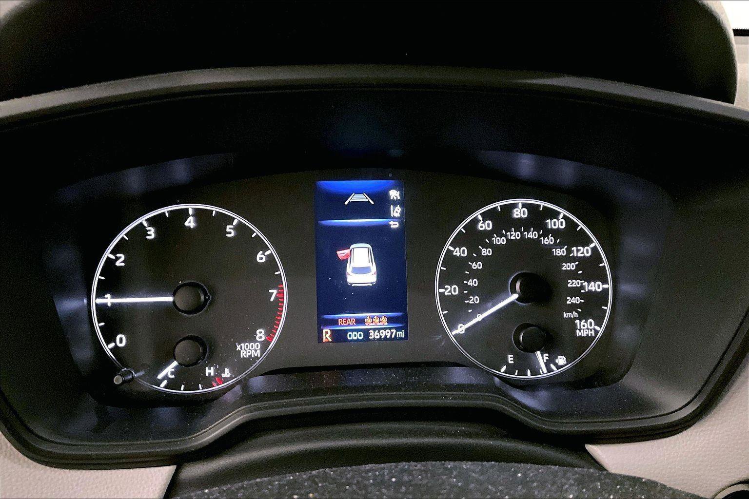 Used 2023 Toyota Corolla Cross LE image 19