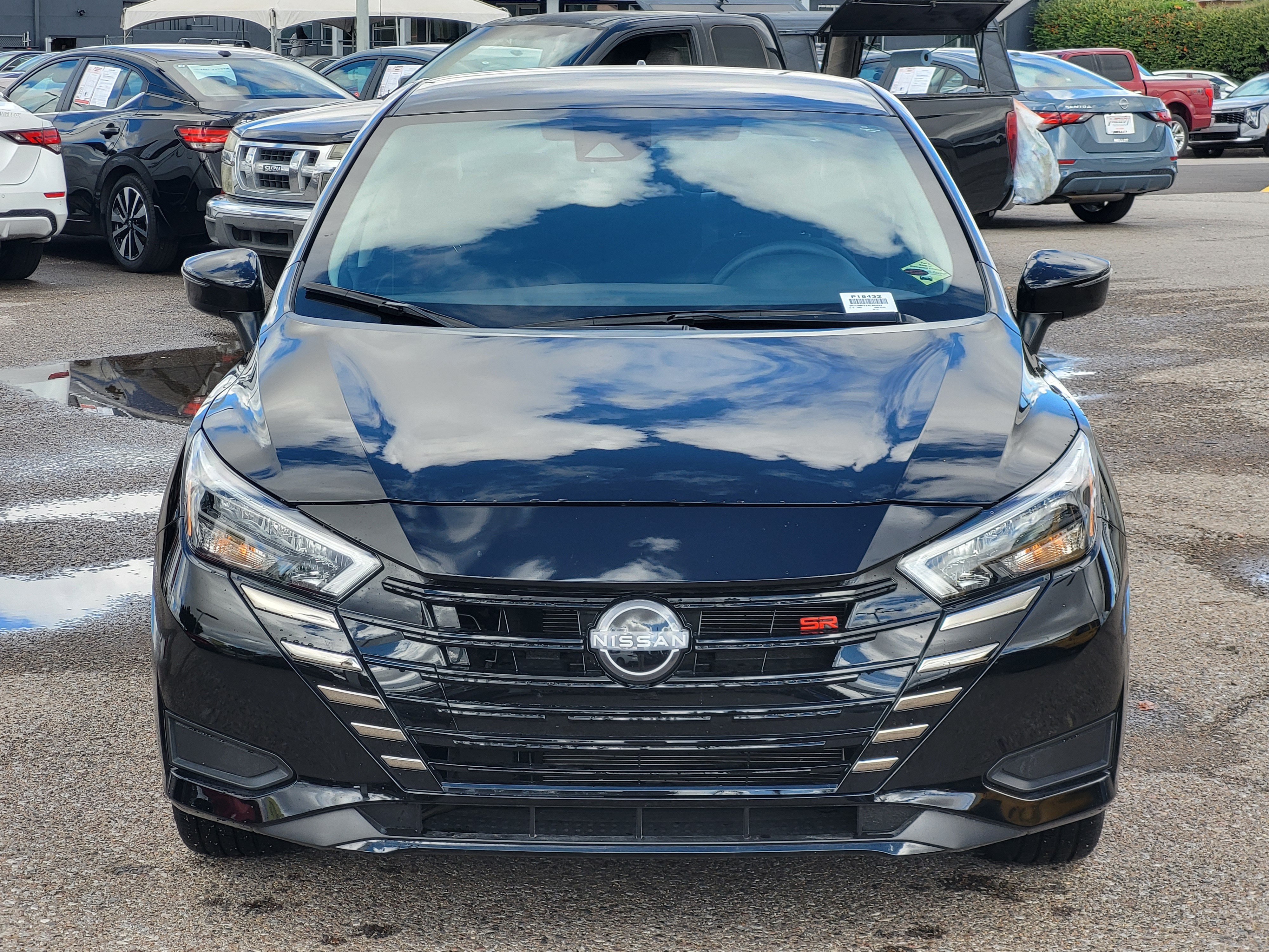 Certified 2025 Nissan Versa SR w/ Trunk Package FWD image 3
