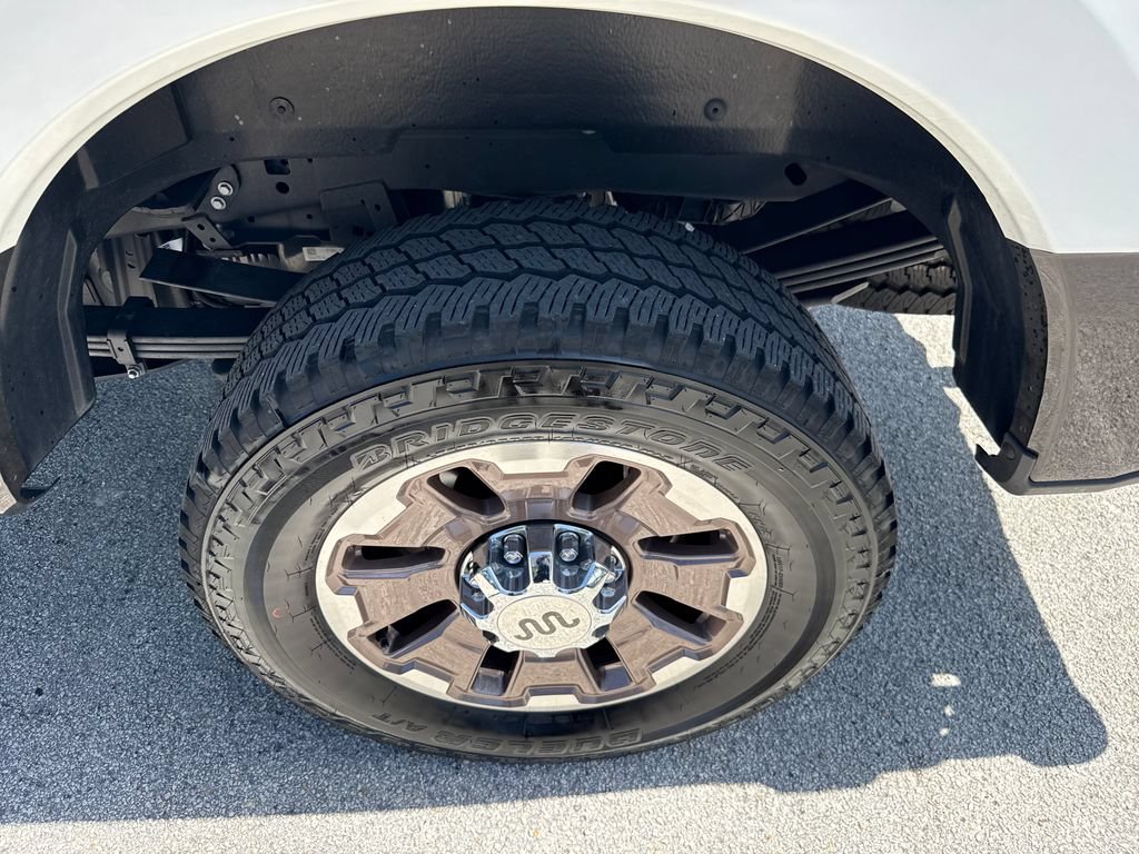 Certified 2025 Ford F350 King Ranch AWD/4WD image 14