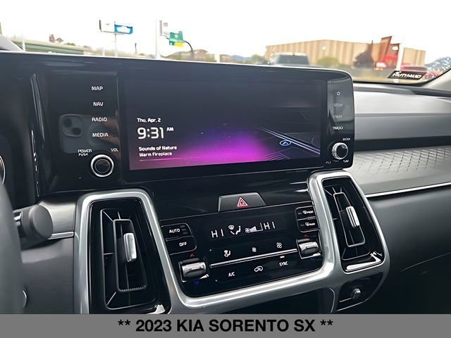 Used 2023 Kia Sorento SX image 31