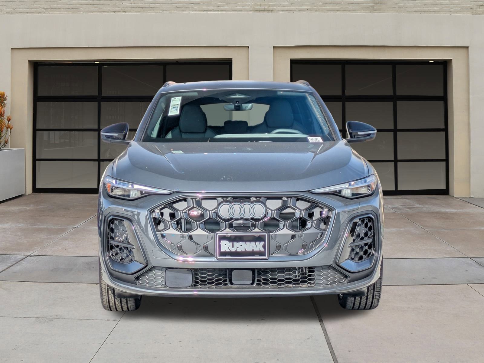 New 2025 Audi SQ5 Premium Plus image 2