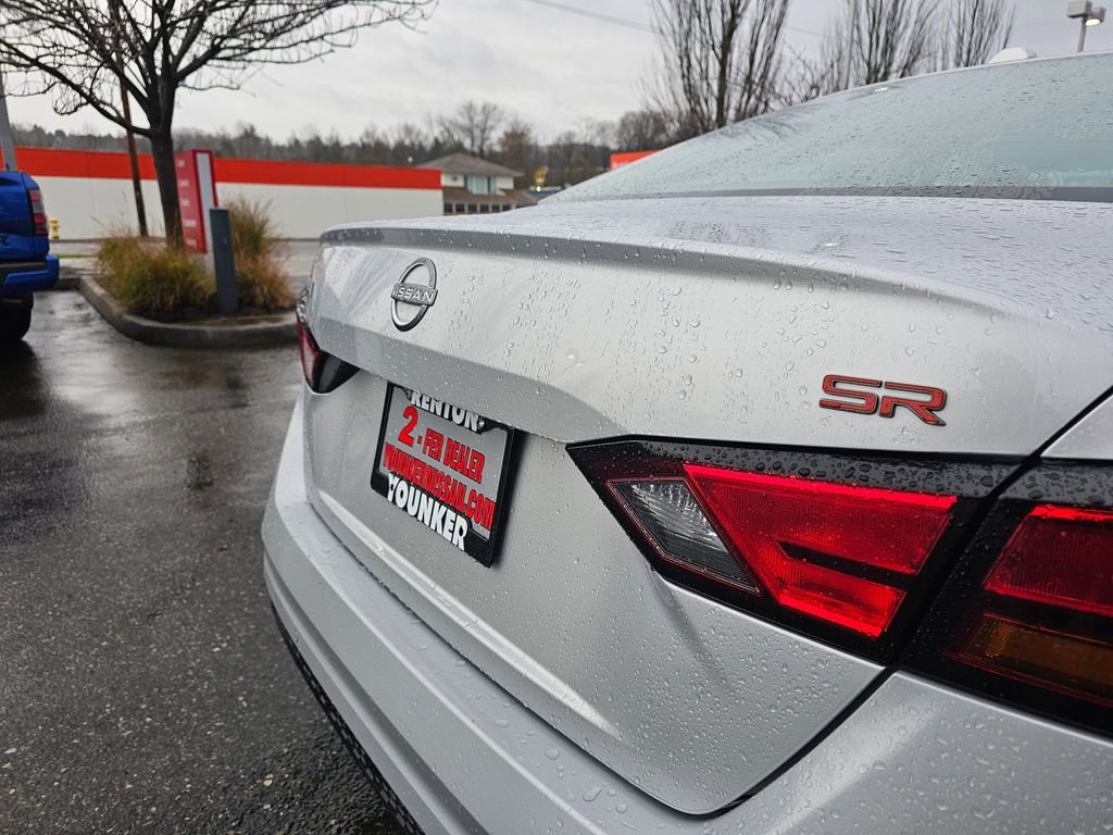Used 2023 Nissan Altima 2.5 SR image 10