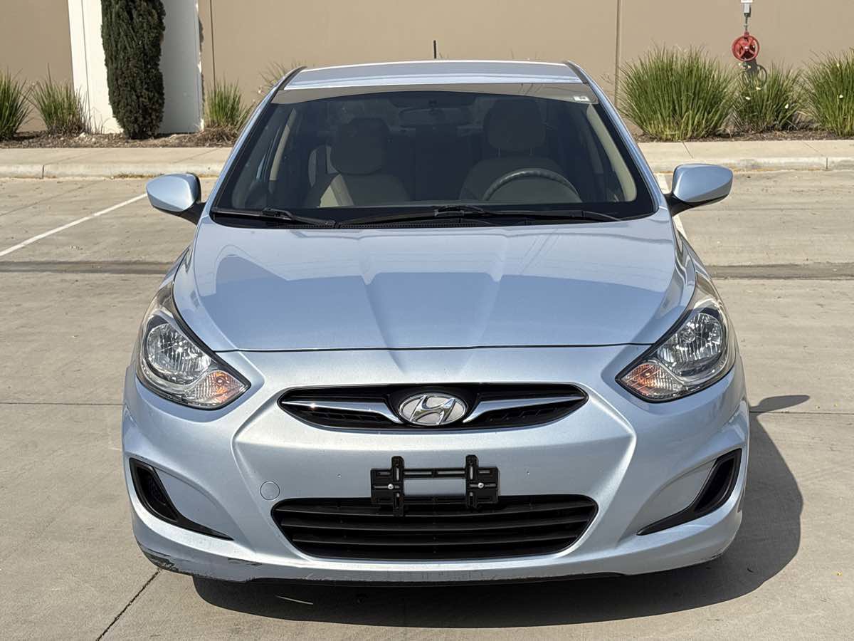 Used 2013 Hyundai Accent GLS FWD image 7