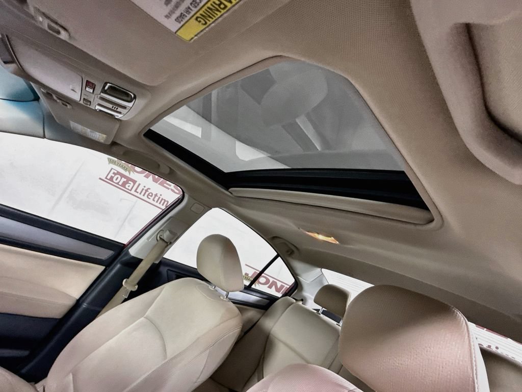 Used 2018 Subaru Legacy 2.5i Premium w/ Moonroof Package AWD/4WD image 10
