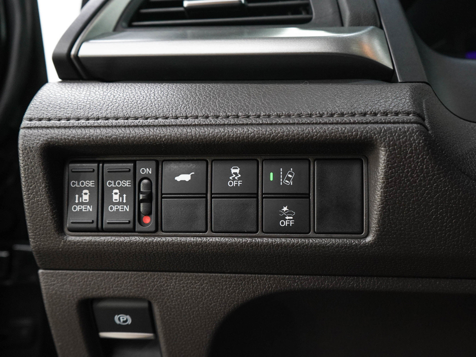 Used 2018 Honda Odyssey EX-L image 27