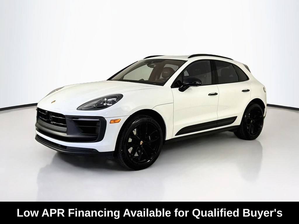 Used 2023 Porsche Macan GTS AWD/4WD image 3