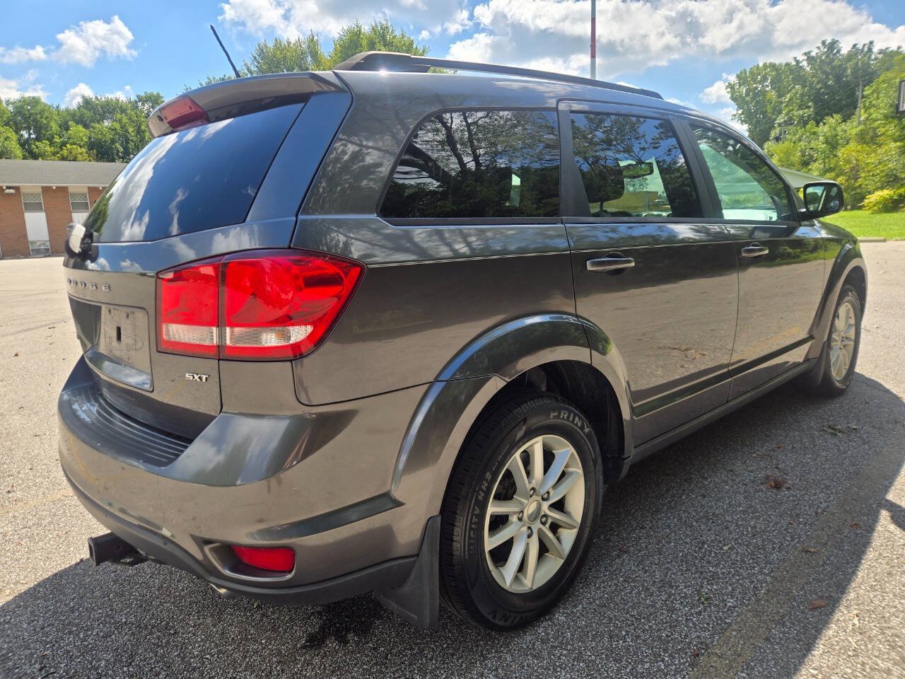 Used 2014 Dodge Journey SXT w/ Flexible Seating Group FWD image 10