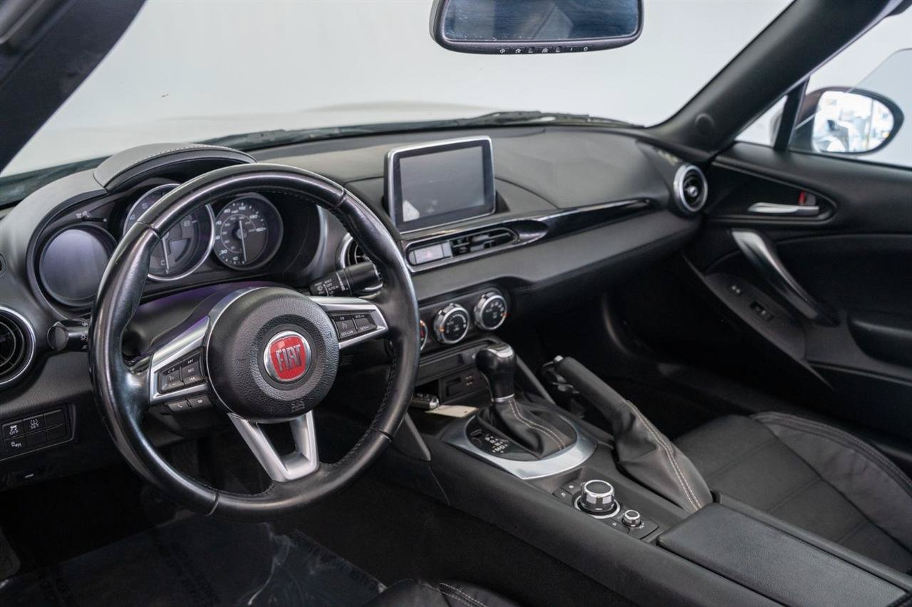 Used 2019 FIAT 124 Spider Lusso w/ Convenience Group RWD image 12