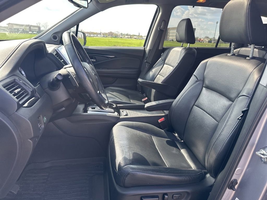 Used 2017 Honda Pilot Elite image 19