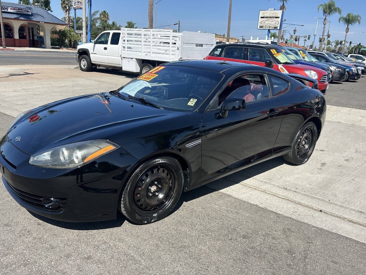 Used 2007 Hyundai Tiburon FWD image 3